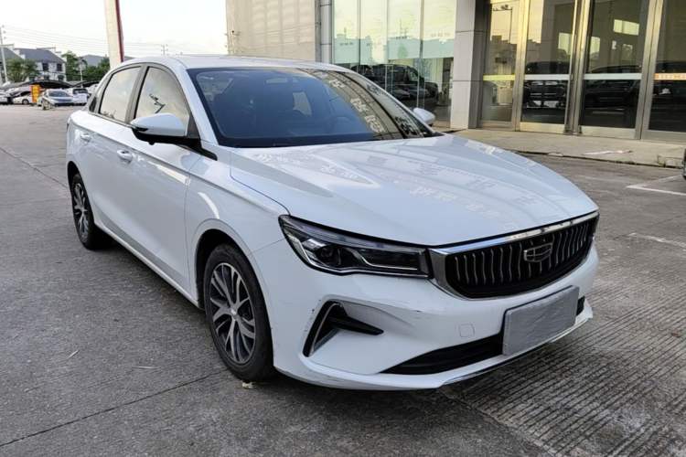 Used Geely Auto Emgrand 2023 4th Generation Champion Edition 1.5L CVT Luxury Model Front Right 45 Deg