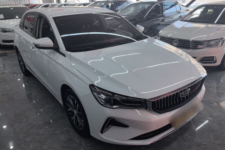 Used Geely Auto Emgrand 2023 4th Generation Champion Edition 1.5L CVT Luxury Model Front Right 45 Deg
