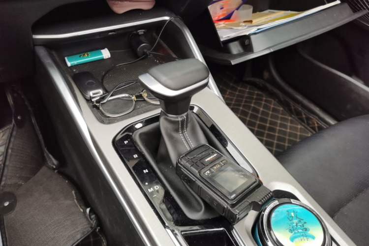 Used Geely Auto Emgrand 2023 4th Generation Champion Edition 1.5L CVT Prestige Model Gear Lever