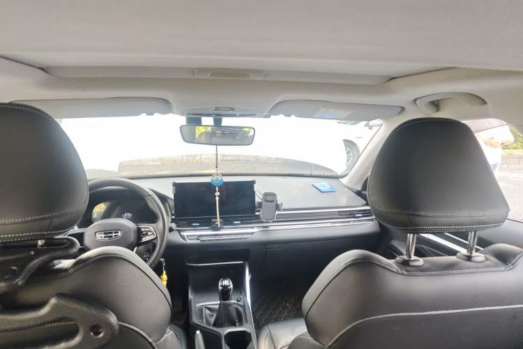 Used Geely Auto Emgrand 2023 4th Generation Champion Edition 1.5L Manual Luxury Model Headliner