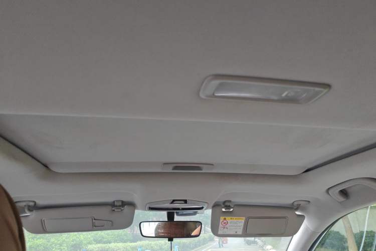 Used Geely Auto Emgrand 2023 4th Generation Champion Edition 1.5L CVT Prestige Model Headliner