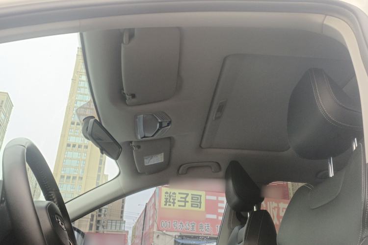 Used Geely Auto Emgrand 2023 4th Generation Champion Edition 1.5L CVT Prestige Model Headliner
