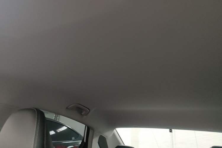 Used Geely Auto Emgrand 2023 4th Generation Champion Edition 1.5L Manual Luxury Model Headliner