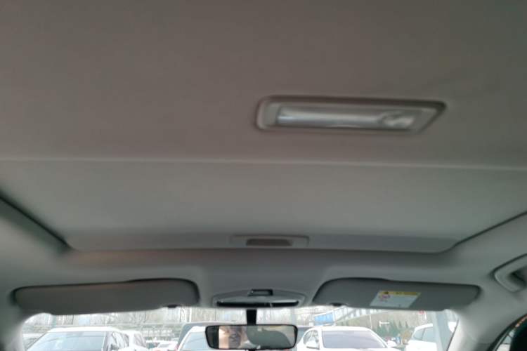 Used Geely Auto Emgrand 2023 4th Generation Champion Edition 1.5L CVT Flagship Model Headliner