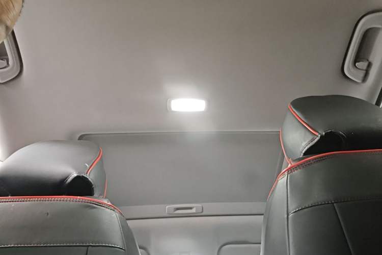 Used Geely Auto Emgrand 2023 4th Generation Champion Edition 1.5L CVT Prestige Model Headliner