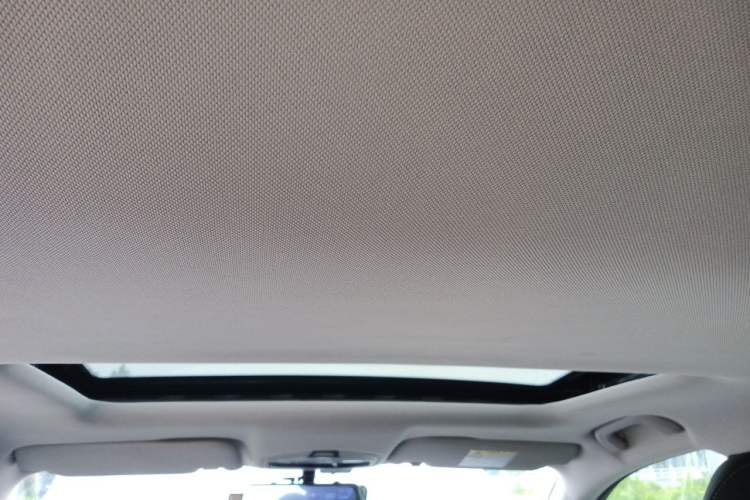Used Geely Auto Emgrand 2023 4th Generation Champion Edition 1.5L CVT Luxury Model Headliner