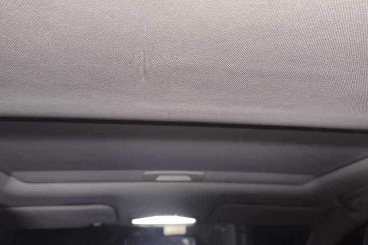 Used Geely Auto Emgrand 2023 4th Generation Champion Edition 1.5L CVT Luxury Model Headliner