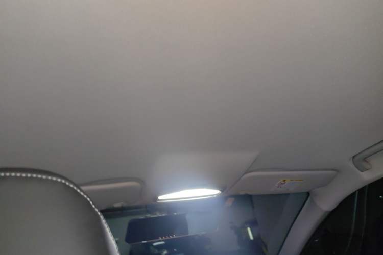 Used Geely Auto Emgrand 2023 4th Generation Champion Edition 1.5L Manual Luxury Model Headliner