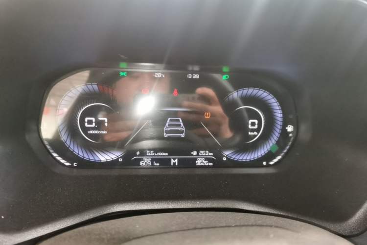 Used Geely Auto Emgrand 2023 4th Generation Champion Edition 1.5L Manual Luxury Model Instrument Cluster
