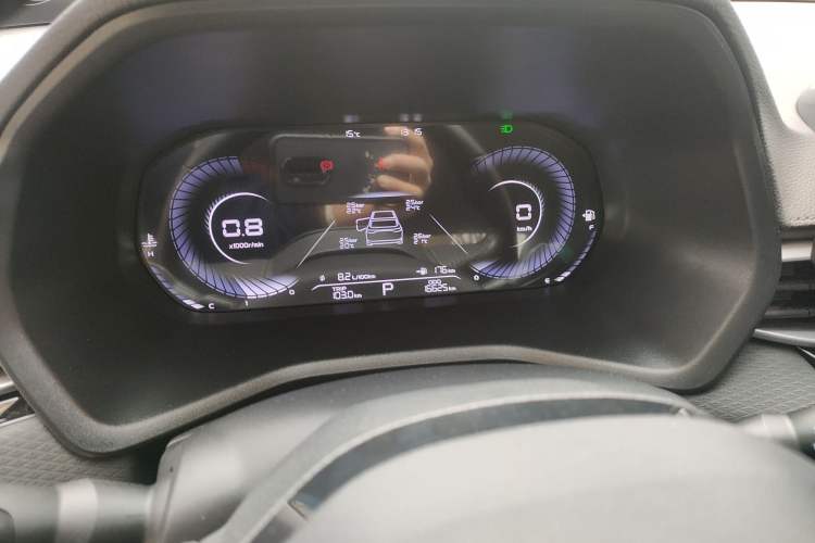 Used Geely Auto Emgrand 2023 4th Generation Champion Edition 1.5L CVT Luxury Model Instrument Cluster