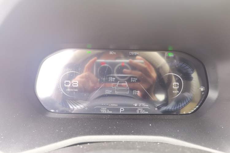 Used Geely Auto Emgrand 2023 4th Generation Champion Edition 1.5L CVT Luxury Model Instrument Cluster