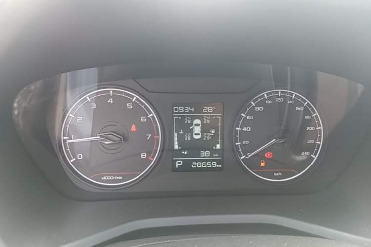 Used Geely Auto Emgrand 2023 4th Generation Champion Edition 1.5L CVT Luxury Model Instrument Cluster