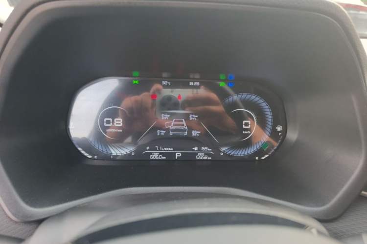 Used Geely Auto Emgrand 2023 4th Generation Champion Edition 1.5L CVT Luxury Model Instrument Cluster