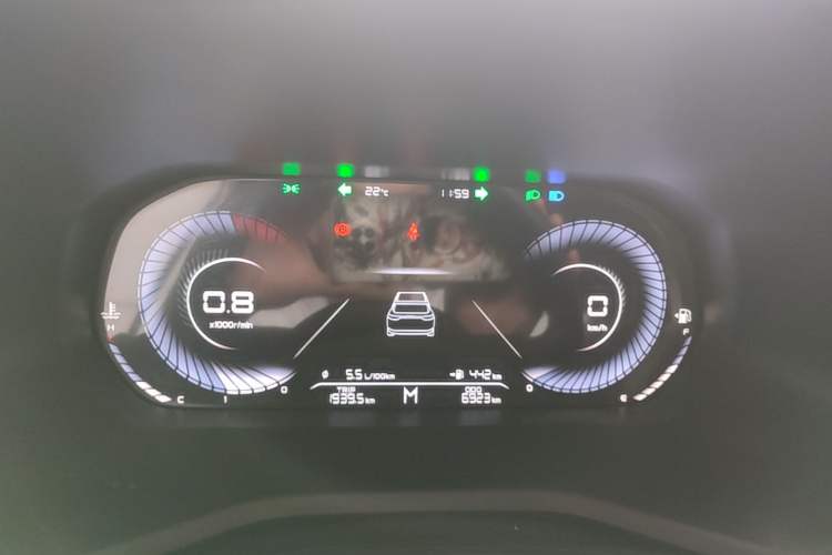Used Geely Auto Emgrand 2023 4th Generation Champion Edition 1.5L Manual Luxury Model Instrument Cluster