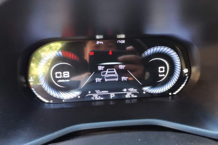 Used Geely Auto Emgrand 2023 4th Generation Champion Edition 1.5L CVT Luxury Model Instrument Cluster