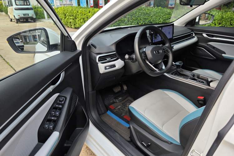 Used Geely Auto Emgrand 2023 4th Generation Champion Edition 1.5L CVT Flagship Model Interior 1