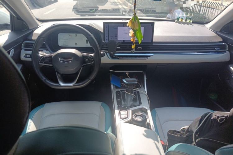 Used Geely Auto Emgrand 2023 4th Generation Champion Edition 1.5L CVT Flagship Model Interior 2