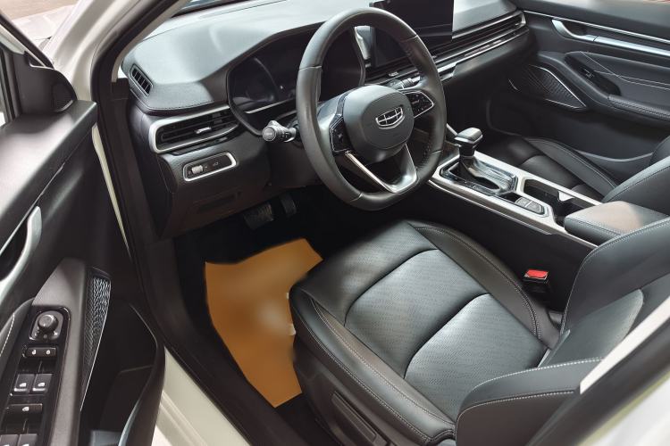 Used Geely Auto Emgrand 2023 4th Generation Champion Edition 1.5L CVT Prestige Model Interior 2