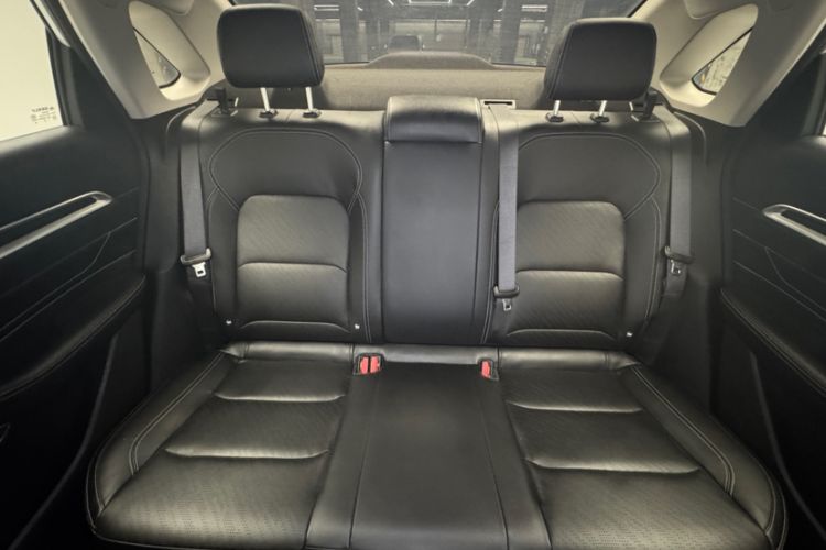 Used Geely Auto Emgrand 2023 4th Generation Champion Edition 1.5L CVT Prestige Model Interior 3