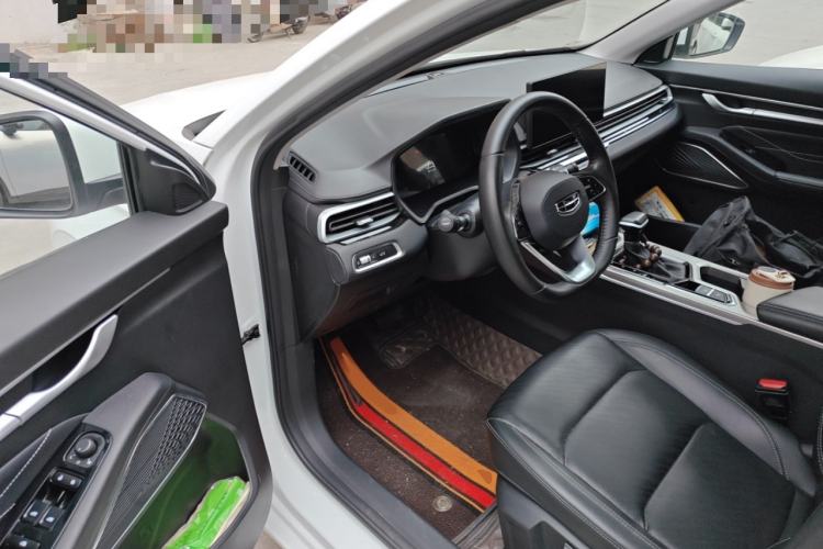 Used Geely Auto Emgrand 2023 4th Generation Champion Edition 1.5L CVT Prestige Model Interior 3