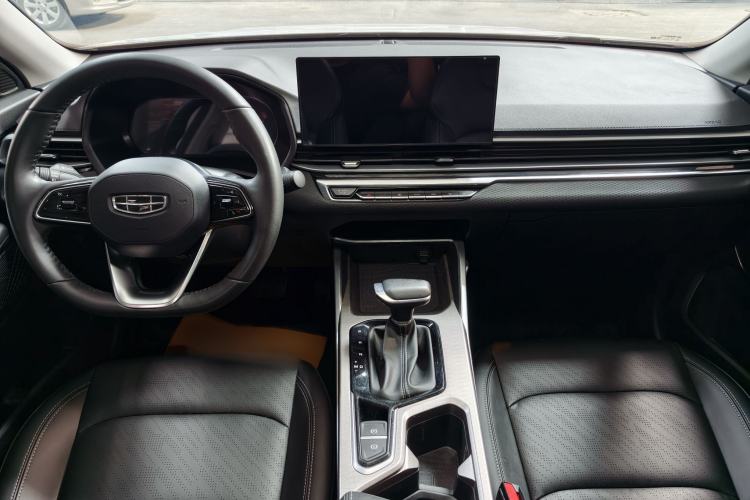 Used Geely Auto Emgrand 2023 4th Generation Champion Edition 1.5L CVT Prestige Model Interior 4