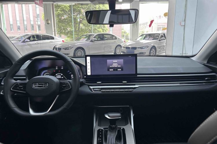 Used Geely Auto Emgrand 2023 4th Generation Champion Edition 1.5L CVT Luxury Model Interior 5