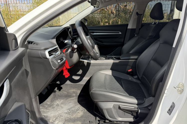 Used Geely Auto Emgrand 2023 4th Generation Champion Edition 1.5L CVT Luxury Model Interior 5