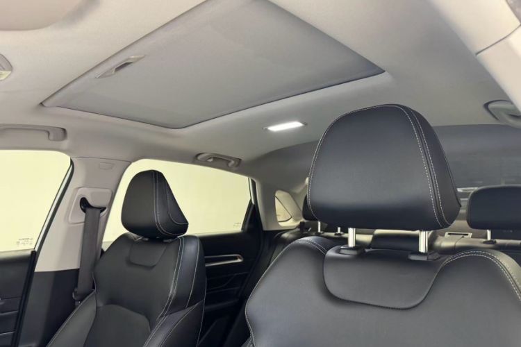 Used Geely Auto Emgrand 2023 4th Generation Champion Edition 1.5L CVT Prestige Model Interior 7