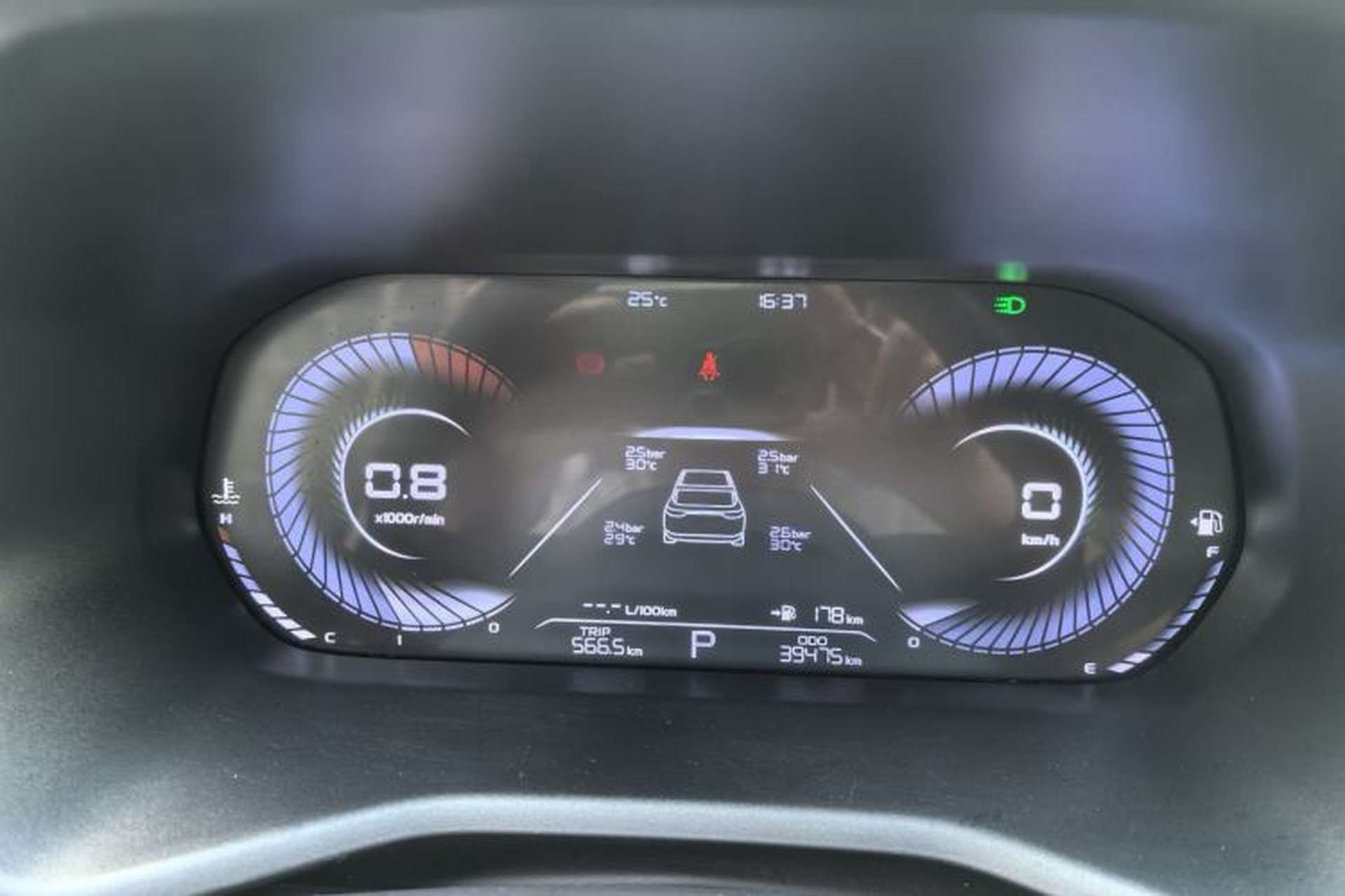 Used Geely Auto Emgrand 2023 4th Generation Champion Edition 1.5L CVT Prestige Model Interior 7