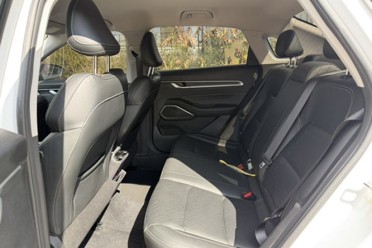 Used Geely Auto Emgrand 2023 4th Generation Champion Edition 1.5L CVT Luxury Model Interior 7