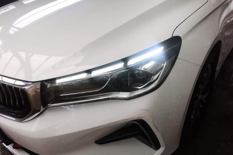 Used Geely Auto Emgrand 2023 4th Generation Champion Edition 1.5L Manual Luxury Model Left Front Headlight