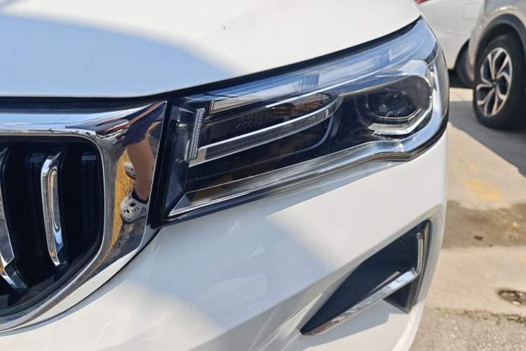 Used Geely Auto Emgrand 2023 4th Generation Champion Edition 1.5L CVT Flagship Model Left Front Headlight