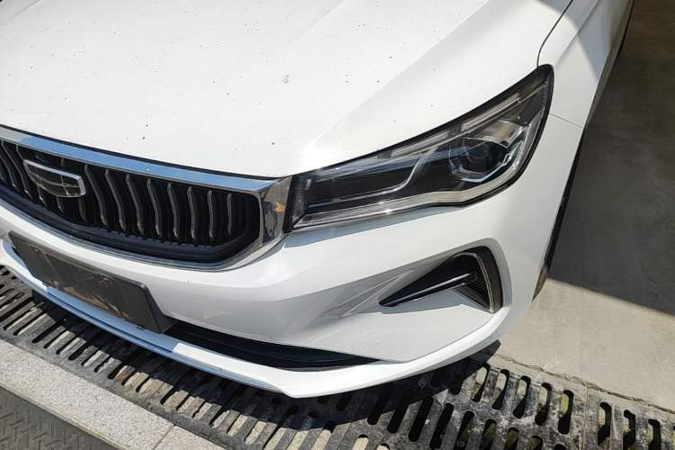Used Geely Auto Emgrand 2023 4th Generation Champion Edition 1.5L CVT Prestige Model Left Front Headlight