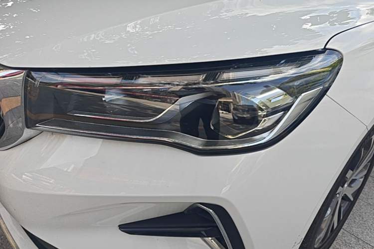 Used Geely Auto Emgrand 2023 4th Generation Champion Edition 1.5L CVT Luxury Model Left Front Headlight