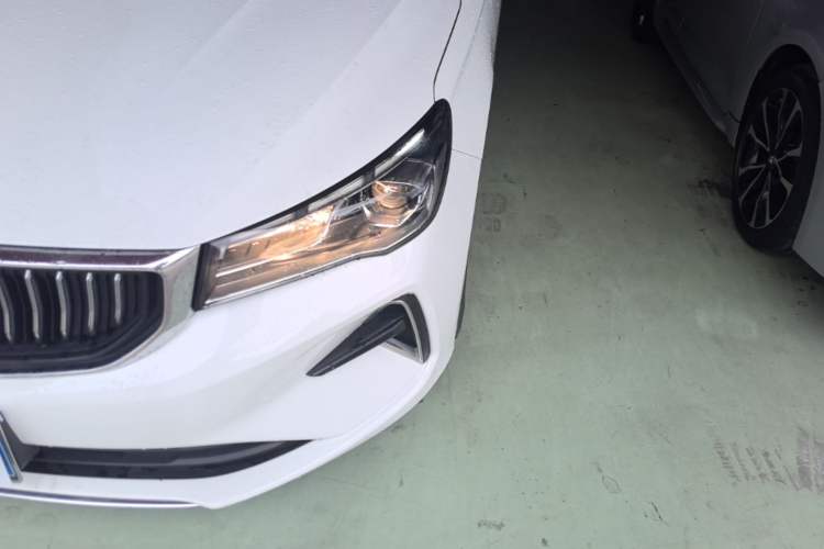Used Geely Auto Emgrand 2023 4th Generation Champion Edition 1.5L CVT Luxury Model Left Front Headlight