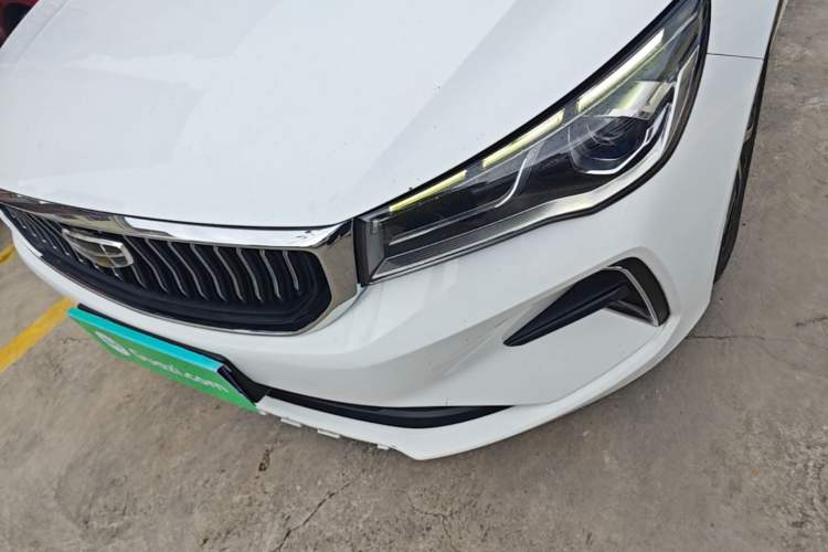 Used Geely Auto Emgrand 2023 4th Generation Champion Edition 1.5L CVT Prestige Model Left Front Headlight