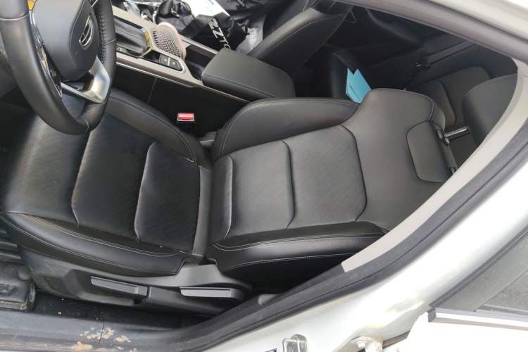 Used Geely Auto Emgrand 2023 4th Generation Champion Edition 1.5L CVT Prestige Model Left Front Seat