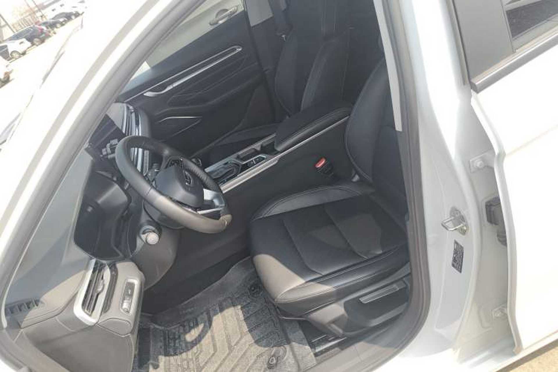 Used Geely Auto Emgrand 2023 4th Generation Champion Edition 1.5L CVT Luxury Model Left Front Seat