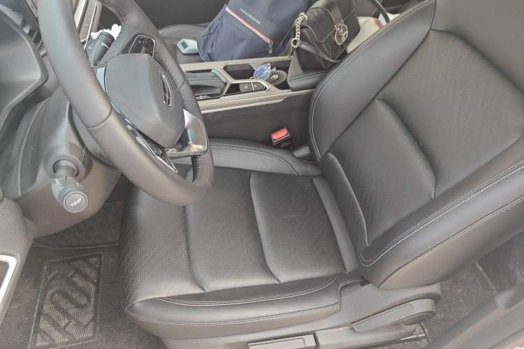 Used Geely Auto Emgrand 2023 4th Generation Champion Edition 1.5L CVT Prestige Model Left Front Seat
