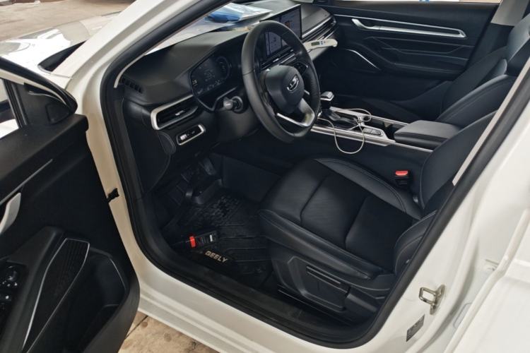 Used Geely Auto Emgrand 2023 4th Generation Champion Edition 1.5L CVT Prestige Model Left Front Seat