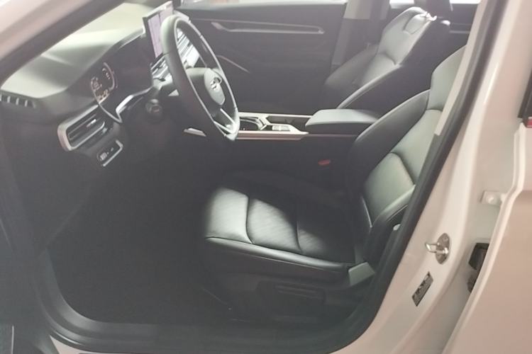 Used Geely Auto Emgrand 2023 4th Generation Champion Edition 1.5L CVT Prestige Model Left Front Seat