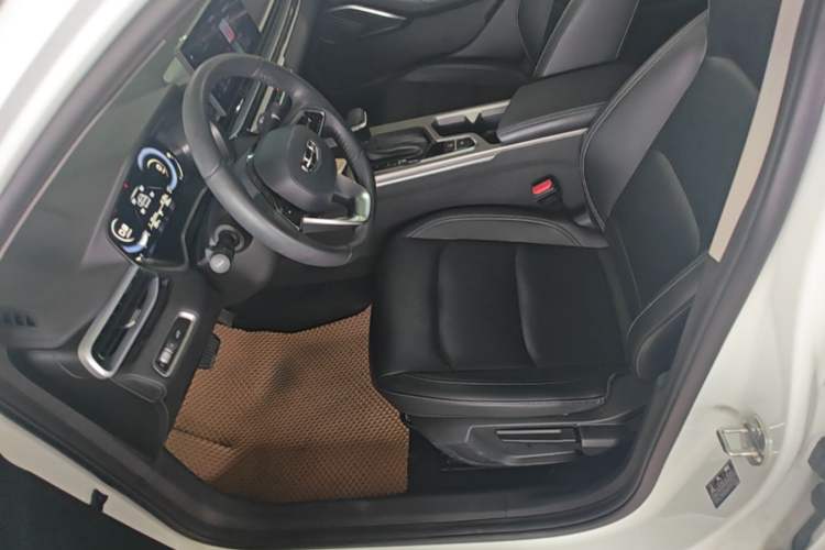 Used Geely Auto Emgrand 2023 4th Generation Champion Edition 1.5L CVT Luxury Model Left Front Seat