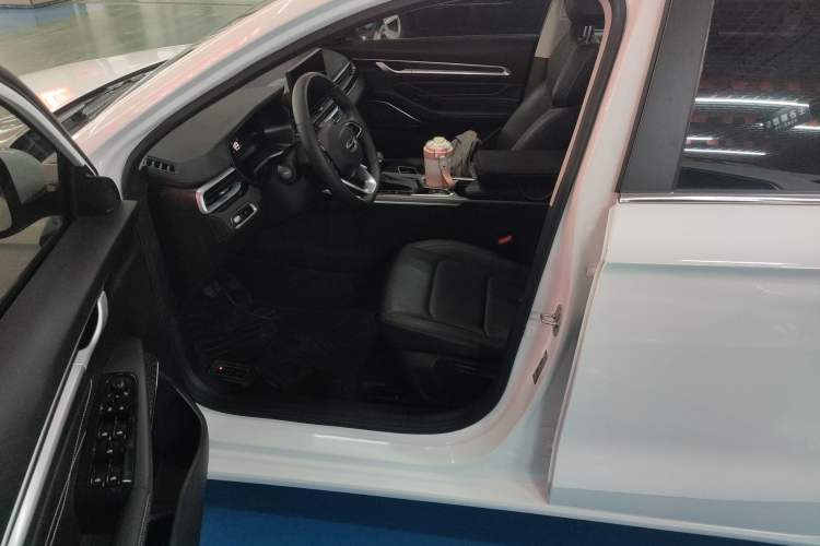 Used Geely Auto Emgrand 2023 4th Generation Champion Edition 1.5L CVT Prestige Model Left Front Seat