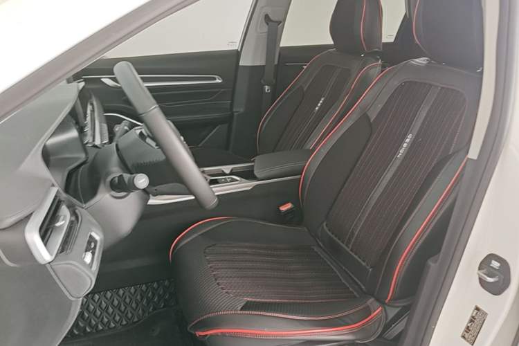 Used Geely Auto Emgrand 2023 4th Generation Champion Edition 1.5L CVT Prestige Model Left Front Seat