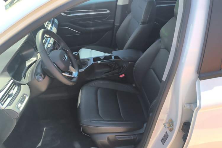 Used Geely Auto Emgrand 2023 4th Generation Champion Edition 1.5L Manual Luxury Model Left Front Seat