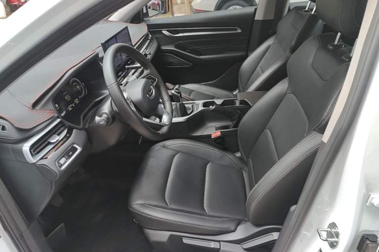 Used Geely Auto Emgrand 2023 4th Generation Champion Edition 1.5L Manual Luxury Model Left Front Seat