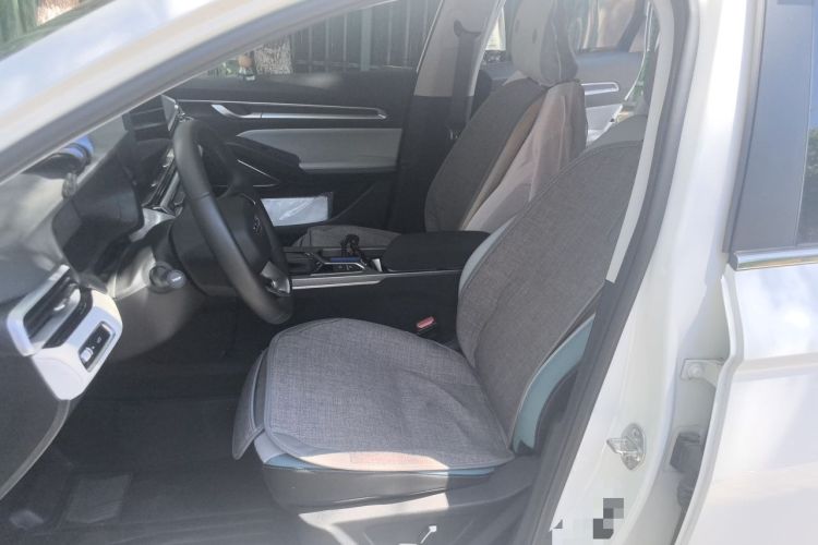 Used Geely Auto Emgrand 2023 4th Generation Champion Edition 1.5L CVT Flagship Model Left Front Seat