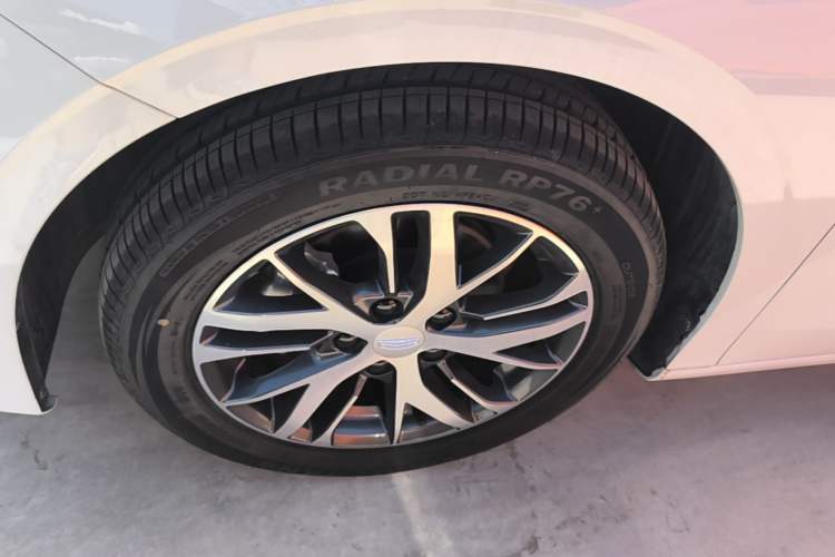 Used Geely Auto Emgrand 2023 4th Generation Champion Edition 1.5L Manual Luxury Model Left Front Wheel Hub