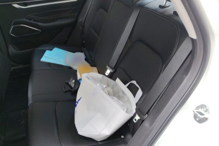Used Geely Auto Emgrand 2023 4th Generation Champion Edition 1.5L CVT Prestige Model Left Rear Seat