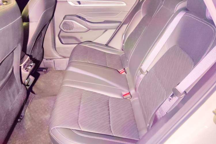 Used Geely Auto Emgrand 2023 4th Generation Champion Edition 1.5L CVT Prestige Model Left Rear Seat